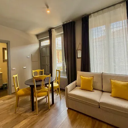 Casbah, Nel Cuore Di * Menaggio