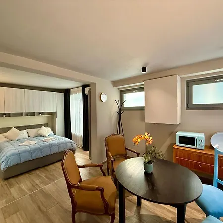 Apartment Casbah, Nel Cuore Di Menaggio