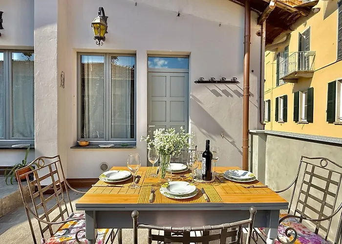 Casbah, Nel Cuore Di Menaggio