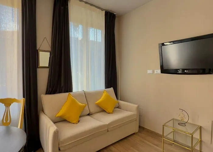 Daire Casbah, Nel Cuore Di Menaggio