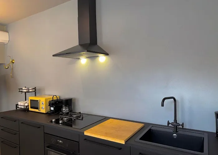 Casbah, Nel Cuore Di * Menaggio