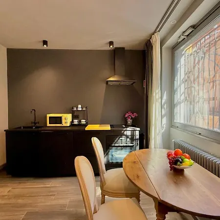 Casbah, Nel Cuore Di * ميناجيو