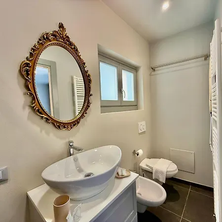 Casbah, Nel Cuore Di Menaggio