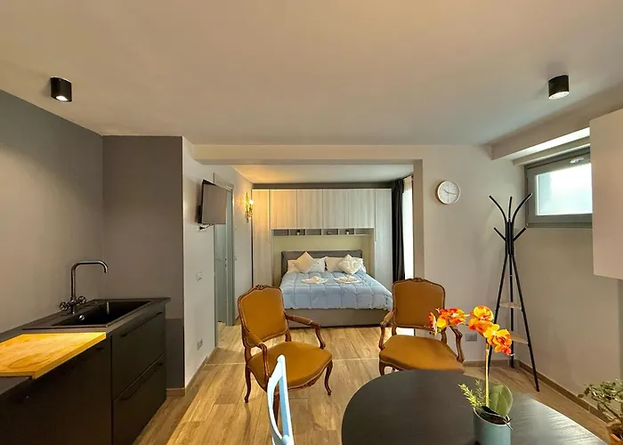 Apartman Casbah, Nel Cuore Di *