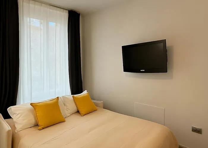 Apartman Casbah, Nel Cuore Di